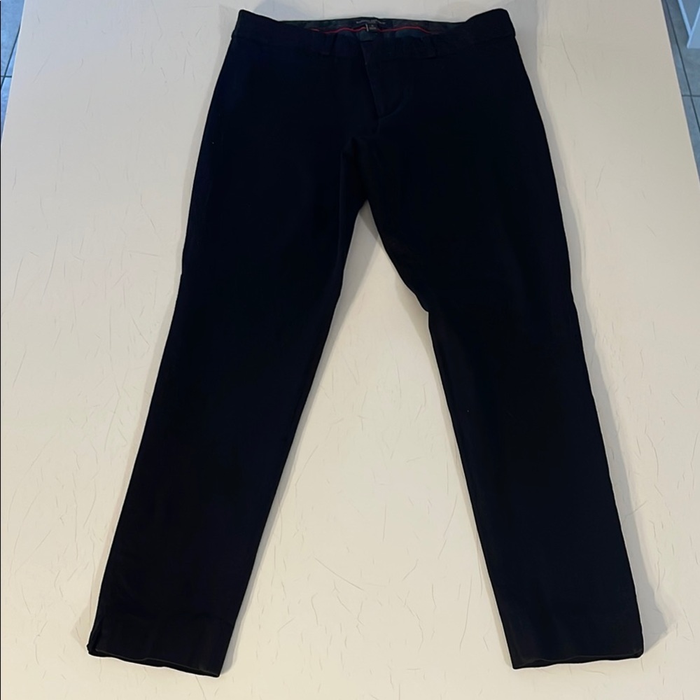 Banana Republic Black Chinos Sleek and Versatile